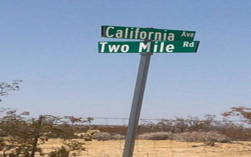 joshua tree California ave sign