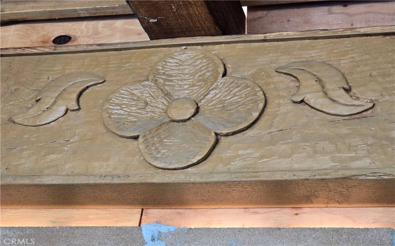 detail of wood beam in carport