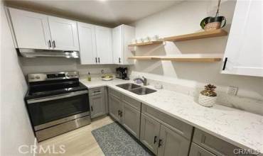 575 N Villa Court 112, Palm Springs, California 92262, 1 Bedroom Bedrooms, ,1 BathroomBathrooms,Residential,Buy,575 N Villa Court 112,CV24157838