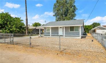 7450 Newcomb Street, San Bernardino, California 92410, 3 Bedrooms Bedrooms, ,2 BathroomsBathrooms,Residential,Buy,7450 Newcomb Street,EV24154245