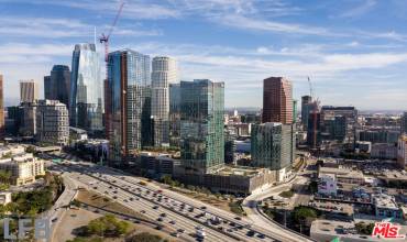 889 Francisco Street 906, Los Angeles, California 90017, 2 Bedrooms Bedrooms, ,3 BathroomsBathrooms,Residential Lease,Rent,889 Francisco Street 906,24419169