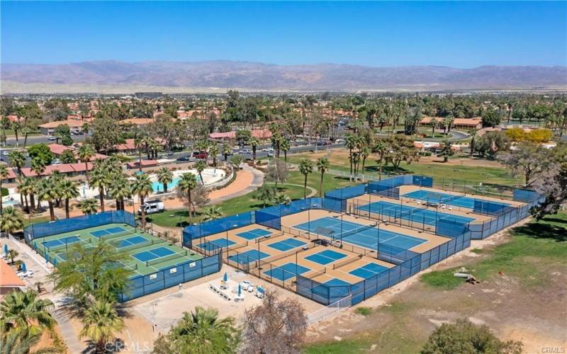 Tennis & Pickleball Courts