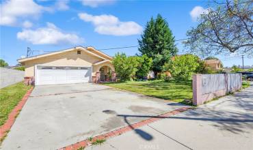 15129 Wyandotte Street, Van Nuys, California 91405, 4 Bedrooms Bedrooms, ,2 BathroomsBathrooms,Residential,Buy,15129 Wyandotte Street,BB24073214