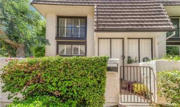 6266 Nita Avenue, Woodland Hills, California 91367, 2 Bedrooms Bedrooms, ,2 BathroomsBathrooms,Residential,Buy,6266 Nita Avenue,SR24156107