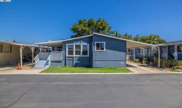 3741 Porter Cir, Bethel Island, California 94511, 3 Bedrooms Bedrooms, ,2 BathroomsBathrooms,Manufactured In Park,Buy,3741 Porter Cir,41068395