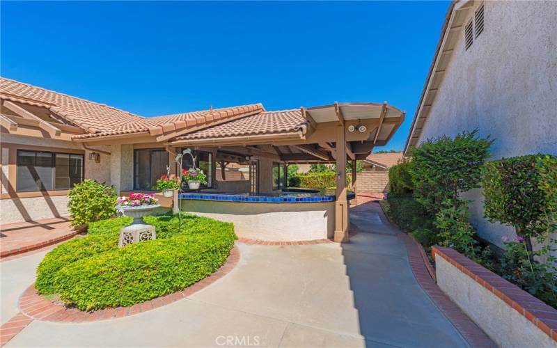 Landscaped, Spacious Front Entry