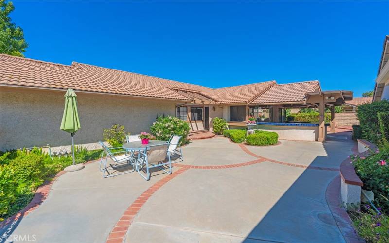 Spacious Courtyard and Front Entry