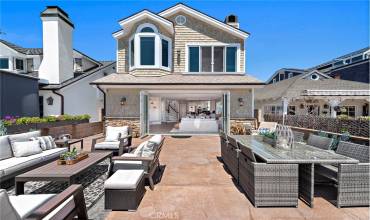 402 38th Street, Newport Beach, California 92663, 3 Bedrooms Bedrooms, ,3 BathroomsBathrooms,Residential,Buy,402 38th Street,NP24155810