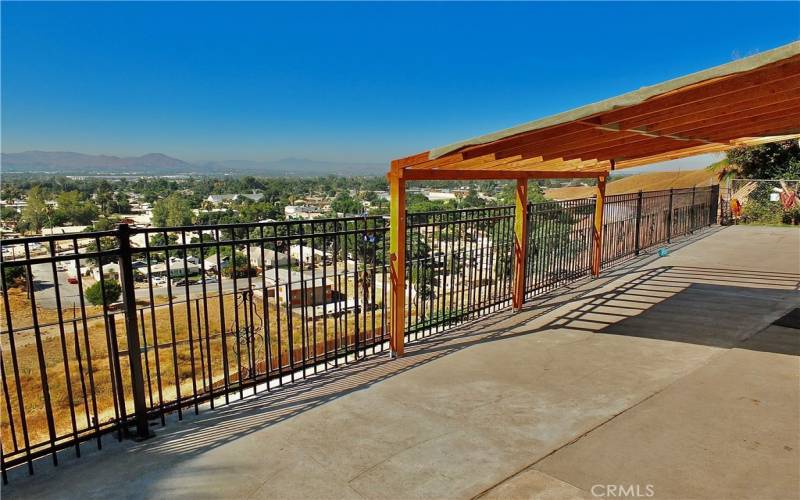 Outdoor Patio w/Views