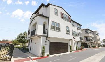 2322 Stardust Gln, Escondido, California 92025, 2 Bedrooms Bedrooms, ,2 BathroomsBathrooms,Residential,Buy,2322 Stardust Gln,PTP2404598