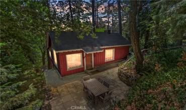 985 Coulter Pine Road, Crestline, California 92325, 2 Bedrooms Bedrooms, ,1 BathroomBathrooms,Residential,Buy,985 Coulter Pine Road,RW24158572