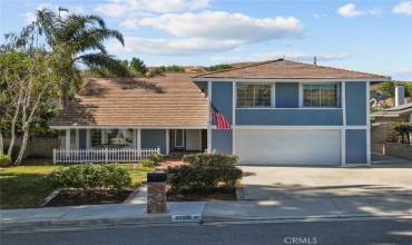 20555 Alaminos Drive, Saugus, California 91350, 4 Bedrooms Bedrooms, ,3 BathroomsBathrooms,Residential,Buy,20555 Alaminos Drive,SR24156266