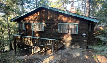 24654 Lake Gregory Drive, Crestline, California 92325, 2 Bedrooms Bedrooms, ,1 BathroomBathrooms,Residential,Buy,24654 Lake Gregory Drive,EV24158767