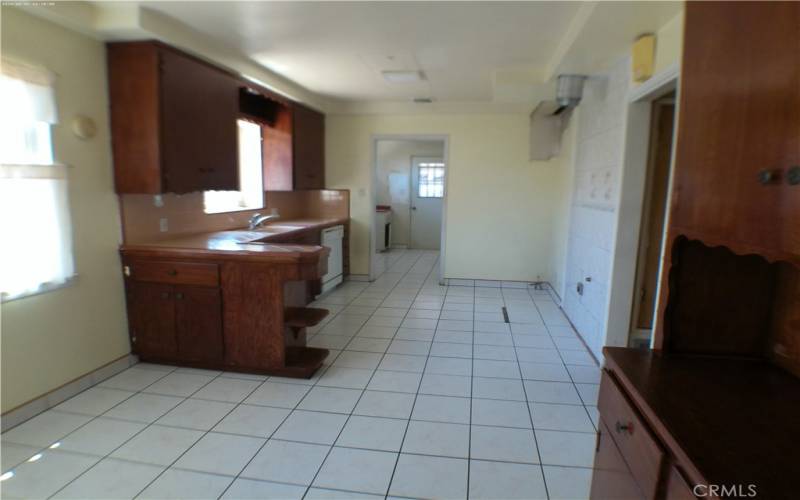 Kitchen with Breakfast Area