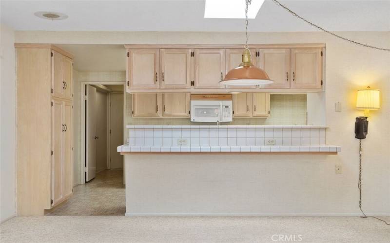 Breakfast Bar/Kitchen