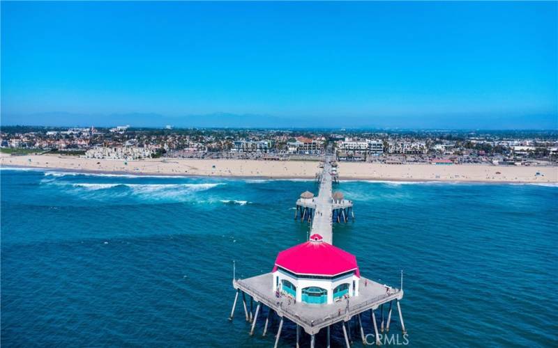 Your new home is in close proximity from our world-famous Huntington Beach Pier.