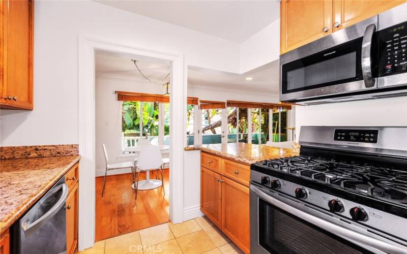 An open-flow kitchen leading to the dining room and a beautiful balcony must create a seamless and inviting atmosphere for diners