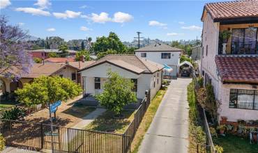 301 S Avenue 55, Los Angeles, California 90042, 5 Bedrooms Bedrooms, ,3 BathroomsBathrooms,Residential Income,Buy,301 S Avenue 55,OC24130978