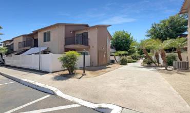 12750 Laurel St 512, Lakeside, California 92040, 2 Bedrooms Bedrooms, ,1 BathroomBathrooms,Residential,Buy,12750 Laurel St 512,240018173SD