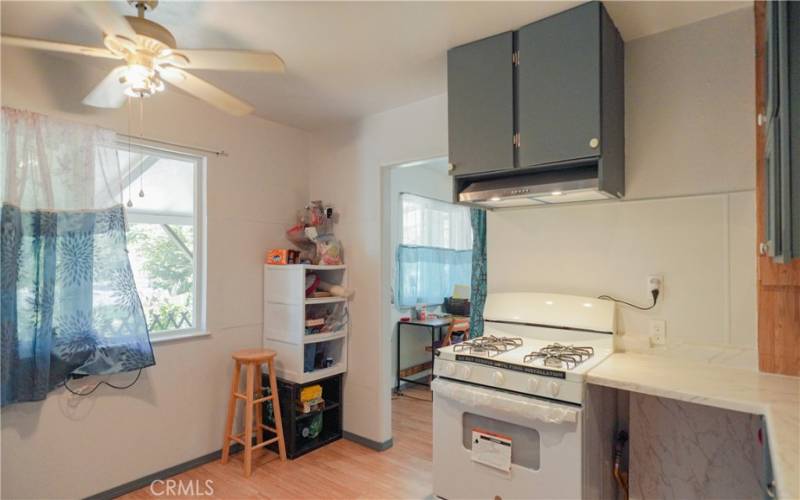 Nice cabinets for storage.