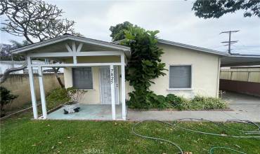 7825 Ira Avenue, Bell Gardens, California 90201, 2 Bedrooms Bedrooms, ,1 BathroomBathrooms,Residential,Buy,7825 Ira Avenue,PW24105997