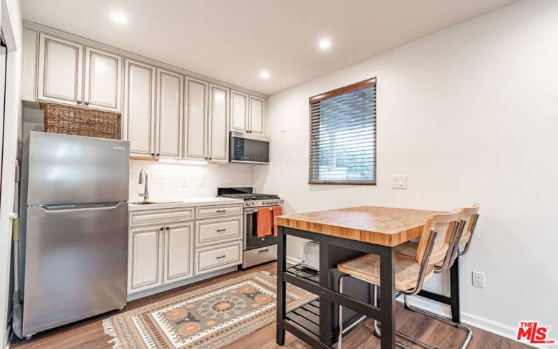 Great New Kitchen with all the Appliances