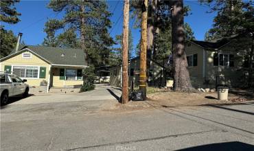 591 Main Street, Big Bear Lake, California 92315, 2 Bedrooms Bedrooms, ,1 BathroomBathrooms,Residential,Buy,591 Main Street,SR24152431