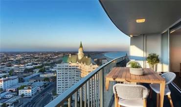 700 E Ocean Boulevard 3103