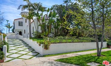 532 N Las Casas Avenue, Pacific Palisades, California 90272, 4 Bedrooms Bedrooms, ,4 BathroomsBathrooms,Residential Lease,Rent,532 N Las Casas Avenue,24422989