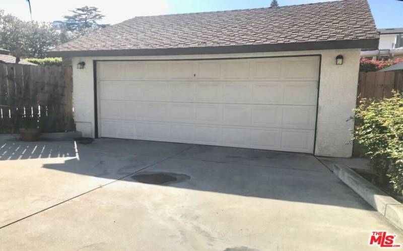 2 car garage