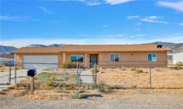 32163 Carnelian Road, Lucerne Valley, California 92356, 3 Bedrooms Bedrooms, ,2 BathroomsBathrooms,Residential,Buy,32163 Carnelian Road,HD24150127