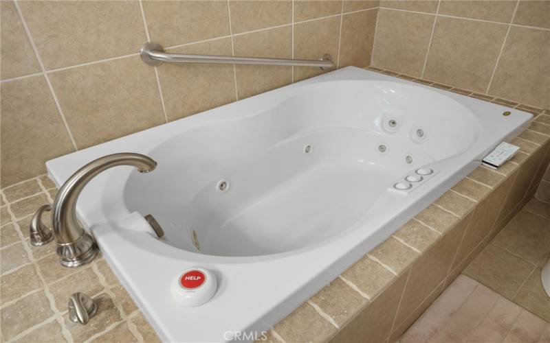 Whirlpool Tub in Primary Bathroom