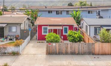 660 N Olive Street, Ventura, California 93001, 2 Bedrooms Bedrooms, ,1 BathroomBathrooms,Residential,Buy,660 N Olive Street,SR24157257