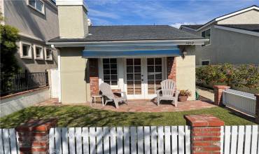 1012 Delaware Street, Huntington Beach, California 92648, 3 Bedrooms Bedrooms, ,2 BathroomsBathrooms,Residential Lease,Rent,1012 Delaware Street,OC24159754