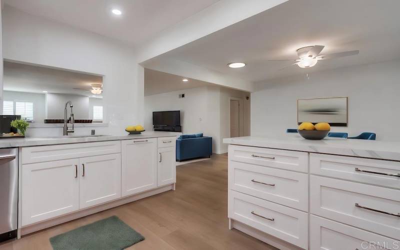 Fully Upgraded Kitchen with Quartz Counters and High End Cabinets