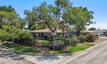 1104 S Silverbirch Place, West Covina, California 91790, 2 Bedrooms Bedrooms, ,1 BathroomBathrooms,Residential,Buy,1104 S Silverbirch Place,SR24153628