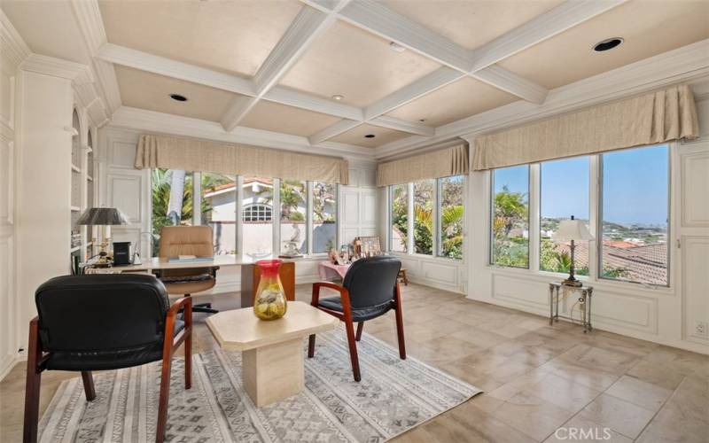 The library/4th bedroom with it's own ocean views.