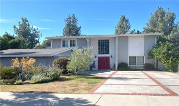 22240 Wyandotte Street, Canoga Park, California 91303, 4 Bedrooms Bedrooms, ,2 BathroomsBathrooms,Residential,Buy,22240 Wyandotte Street,SR24160092