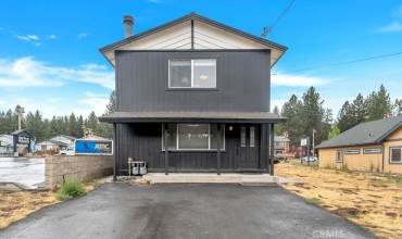 42692 Moonridge Road, Big Bear Lake, California 92315, 4 Bedrooms Bedrooms, ,2 BathroomsBathrooms,Residential Income,Buy,42692 Moonridge Road,SR24159919