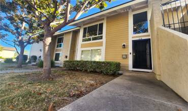 24 Kazan Street 15, Irvine, California 92604, 2 Bedrooms Bedrooms, ,2 BathroomsBathrooms,Residential Lease,Rent,24 Kazan Street 15,OC24135499