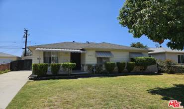 9542 Borson Street, Downey, California 90242, 4 Bedrooms Bedrooms, ,2 BathroomsBathrooms,Residential,Buy,9542 Borson Street,24423501