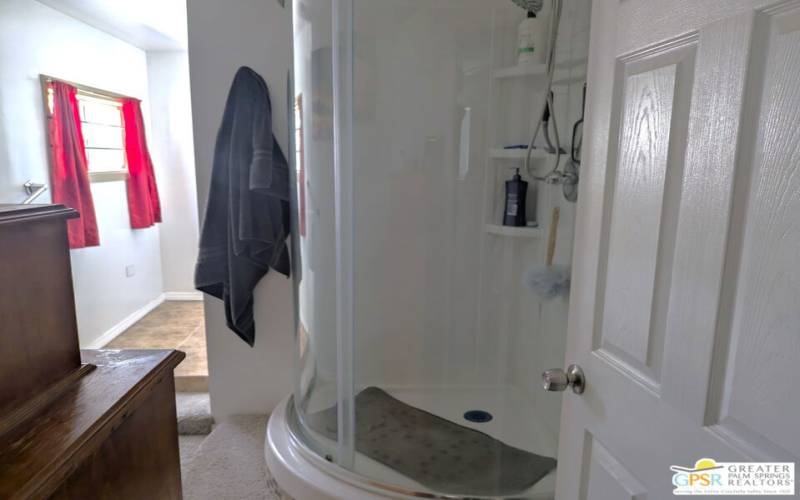 Comfortable Circular Shower