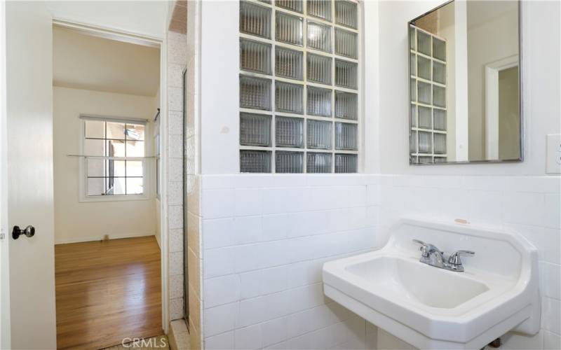 Bathroom 1 off Primary Bedroom