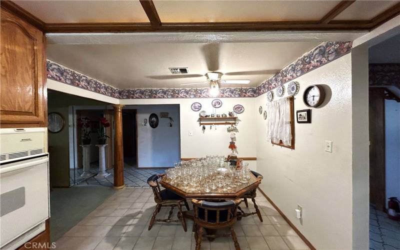 Dining area nook