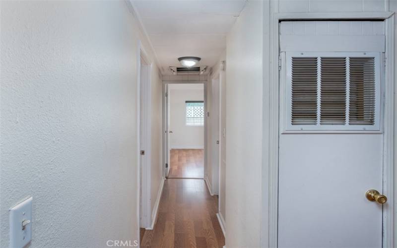 Hallway to bedrooms