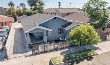 128 130 W Gage Avenue W, Los Angeles, California 90003, 4 Bedrooms Bedrooms, ,3 BathroomsBathrooms,Residential Income,Buy,128 130 W Gage Avenue W,SR24159155