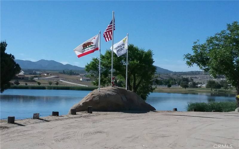 HOA Amenities monument