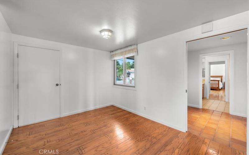 Kitchen Breakfast nook area.