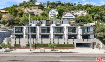 2241 Hyperion Avenue 2, Los Angeles, California 90027, 2 Bedrooms Bedrooms, ,2 BathroomsBathrooms,Residential,Buy,2241 Hyperion Avenue 2,24419971