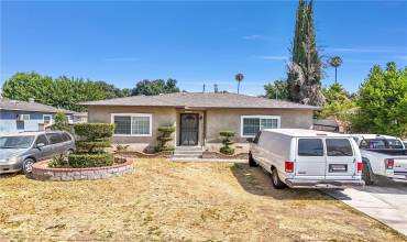 3665 Elliotta Drive, Riverside, California 92501, 3 Bedrooms Bedrooms, ,3 BathroomsBathrooms,Residential,Buy,3665 Elliotta Drive,OC24161754